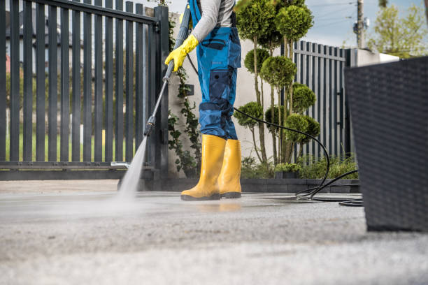 Why Choose Our Certified Pressure Washing Experts for Your Project Needs in Breckenridge, MI?